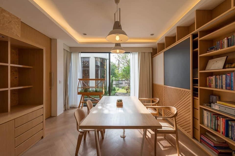 Modern House ห้องทำงานไม้